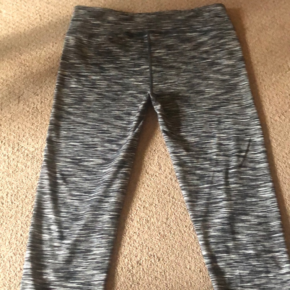 Fabletics capri pant